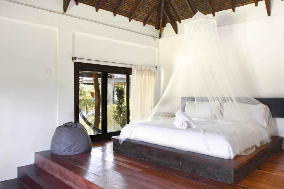 Bayud Boutique Resort General Luna  Buitenkant foto